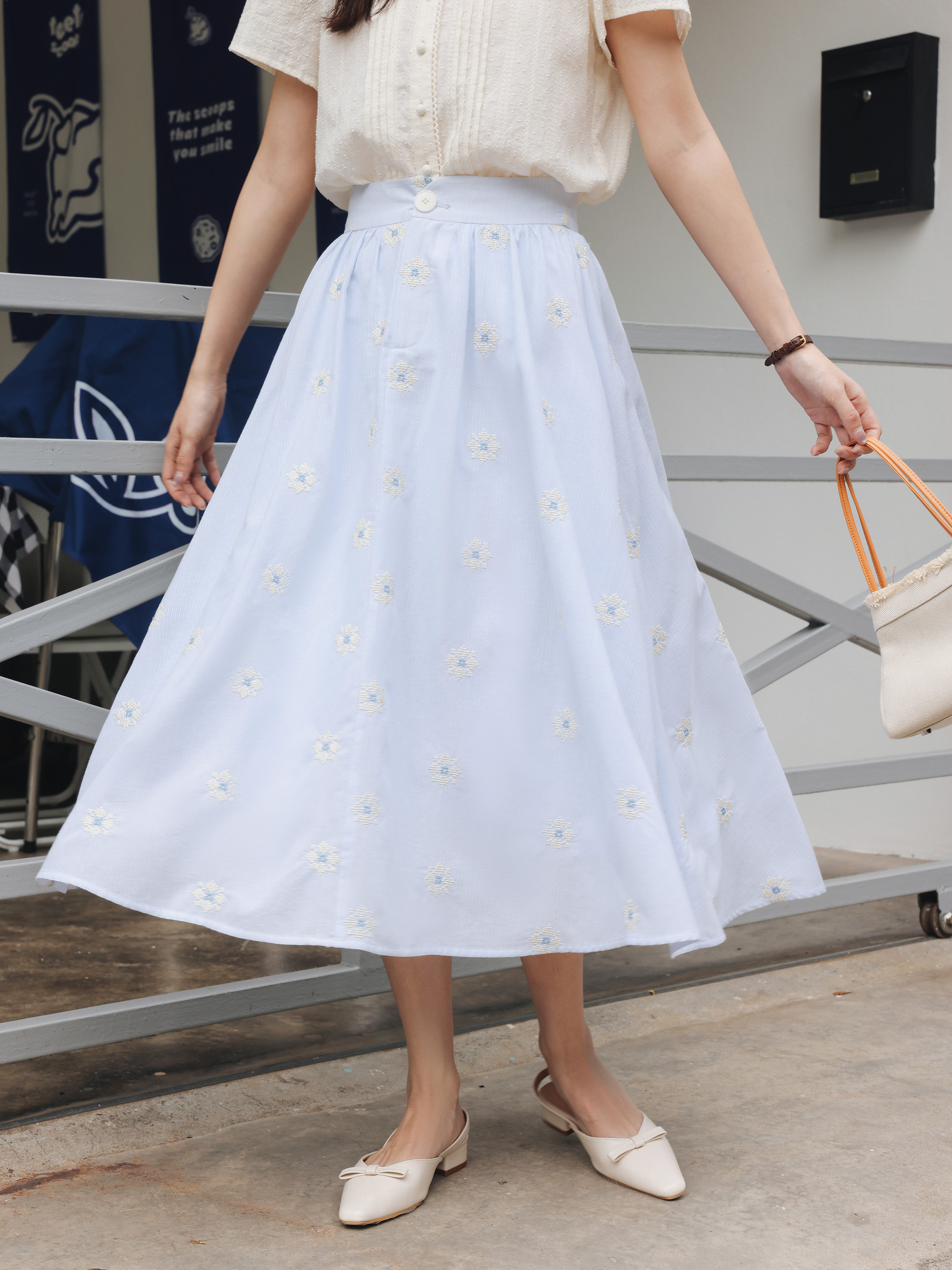 Vintage White Shirt Floral Emb – Midi Skirt Floral recenzja i cena